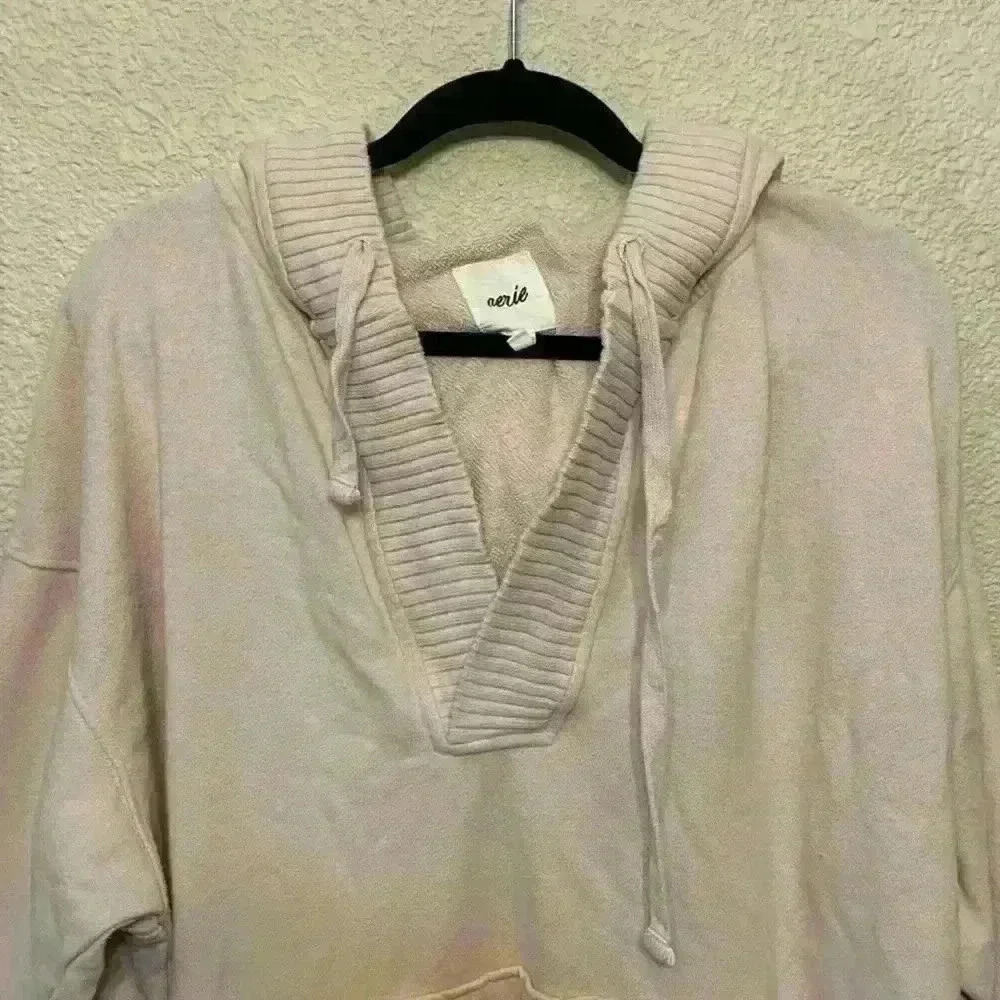 Light pink Aerie hooded sweatshirt sz L girly feminine athleisure loungewear - Picture 3 of 8